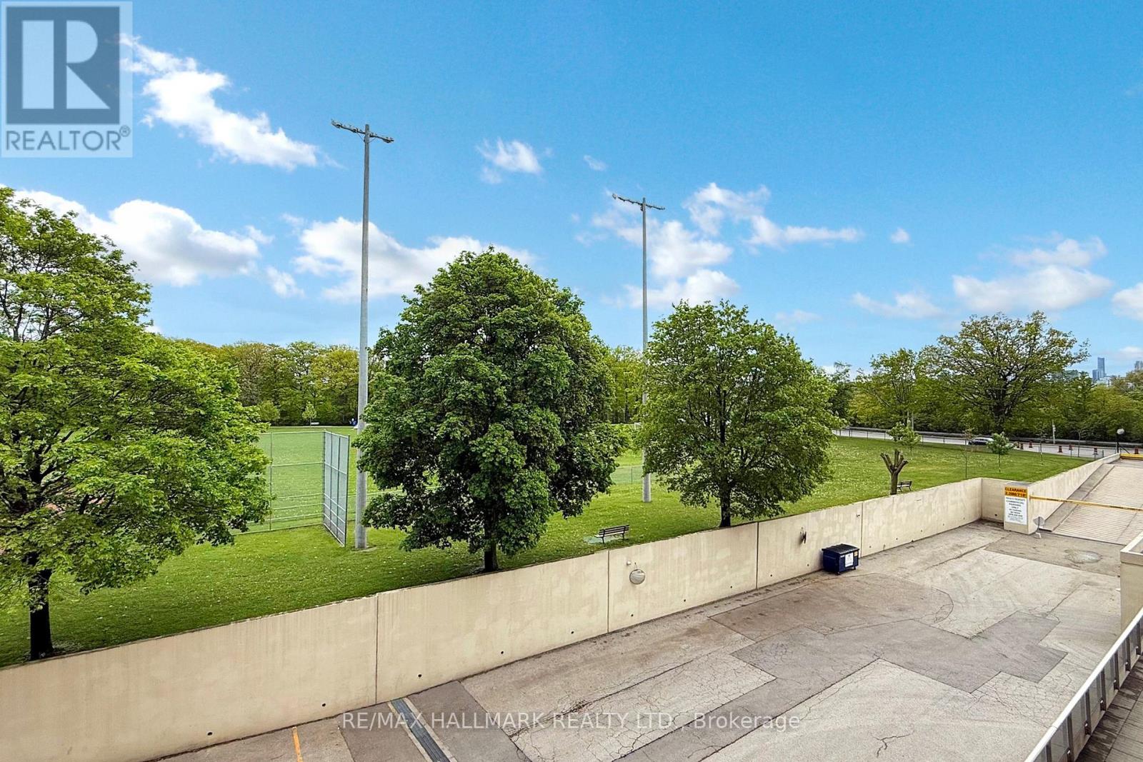 219 - 1 Leaside Park Drive, Toronto, Ontario  M4H 1R1 - Photo 19 - C12175049