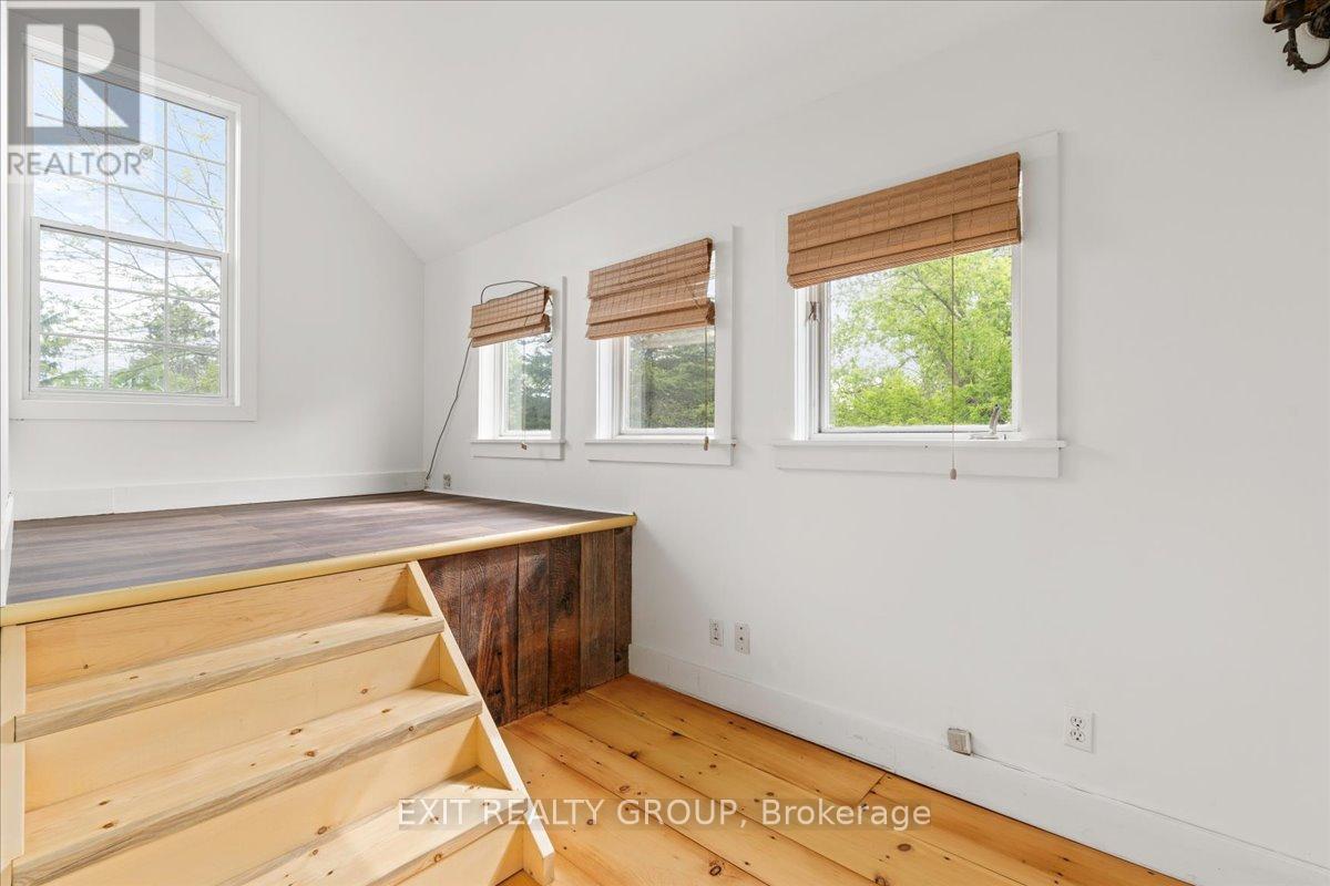 782 County Rd 49, Prince Edward County (Picton), Ontario  K0K 2T0 - Photo 7 - X12196144