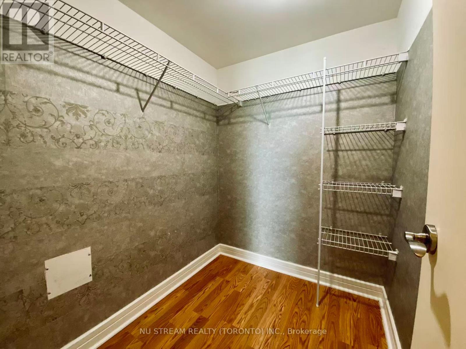 1409 - 18 Harrison Garden Boulevard, Toronto, Ontario  M2N 7J7 - Photo 5 - C12196043