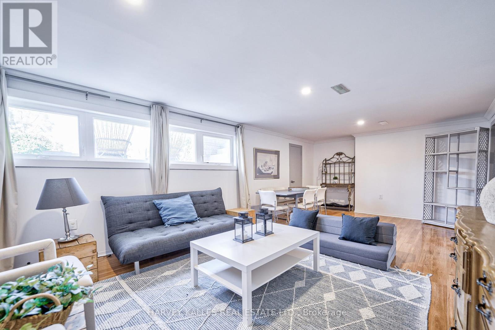 215 Searle Avenue, Toronto, Ontario  M3H 4B6 - Photo 34 - C12196087