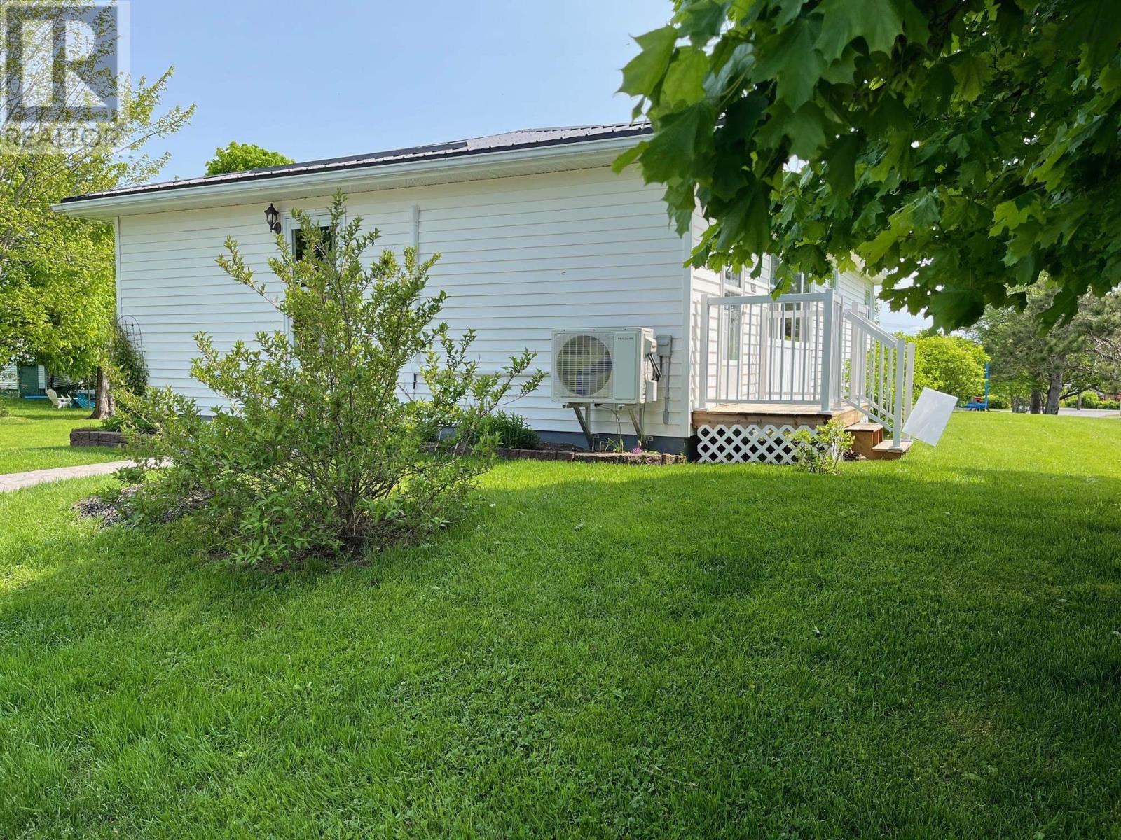 2032 Prince Albert Street, Westville, Nova Scotia  B0K 2A0 - Photo 5 - 202513418