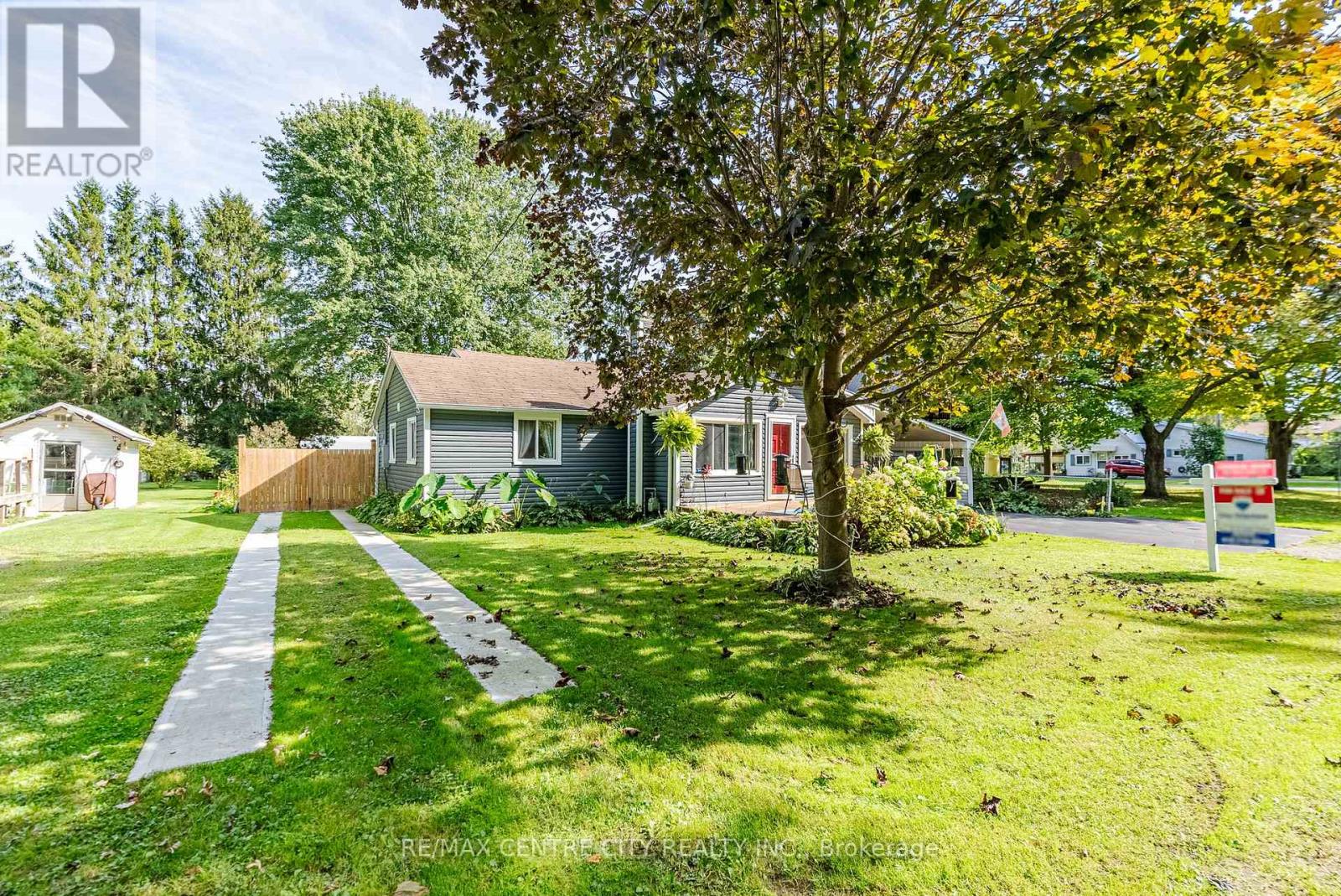 24 Addison Street, Bayham, Ontario  N0J 1T0 - Photo 34 - X12196137