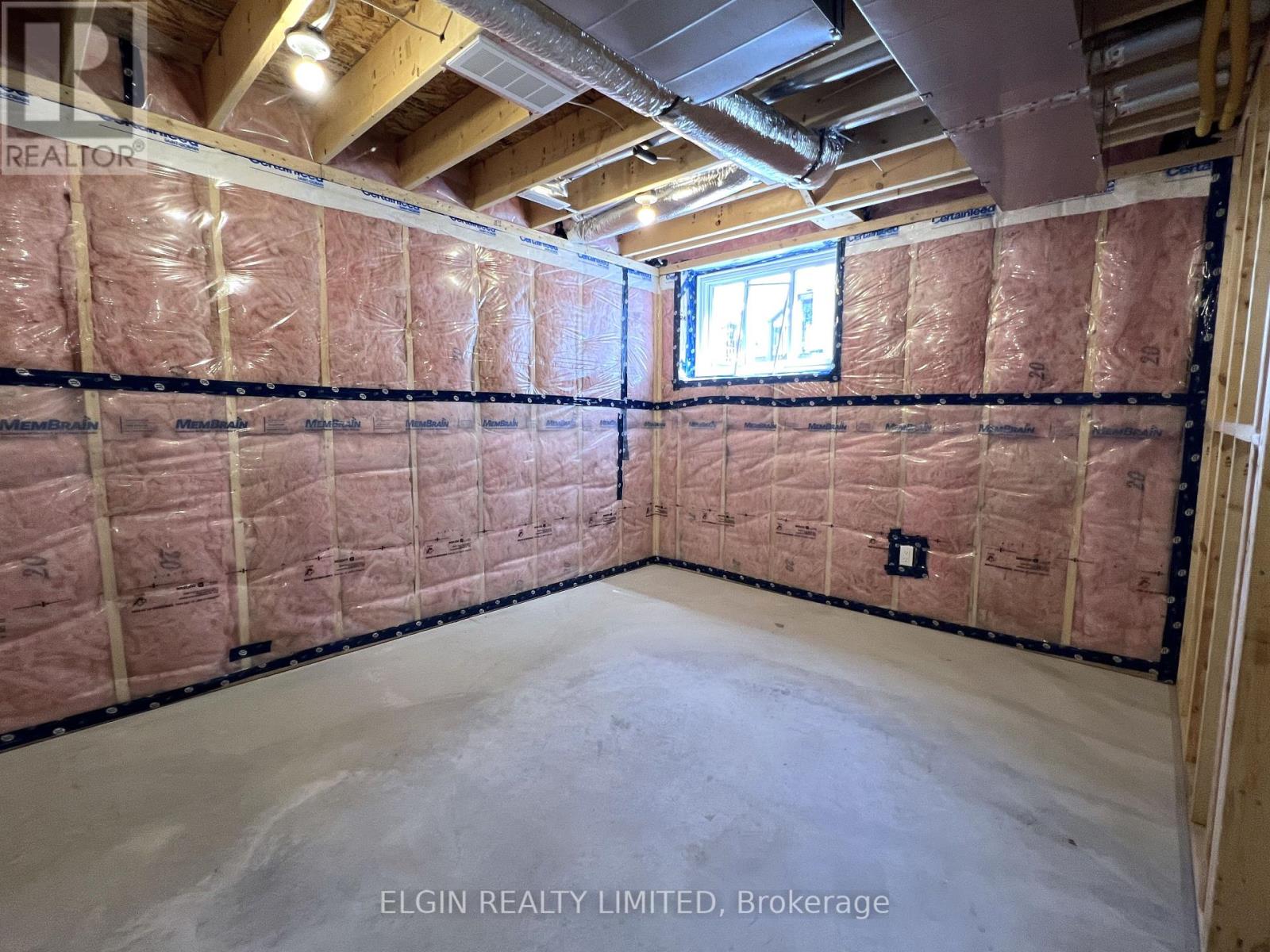 37 Braun Avenue, Tillsonburg, Ontario  N4G 0K5 - Photo 17 - X12196154