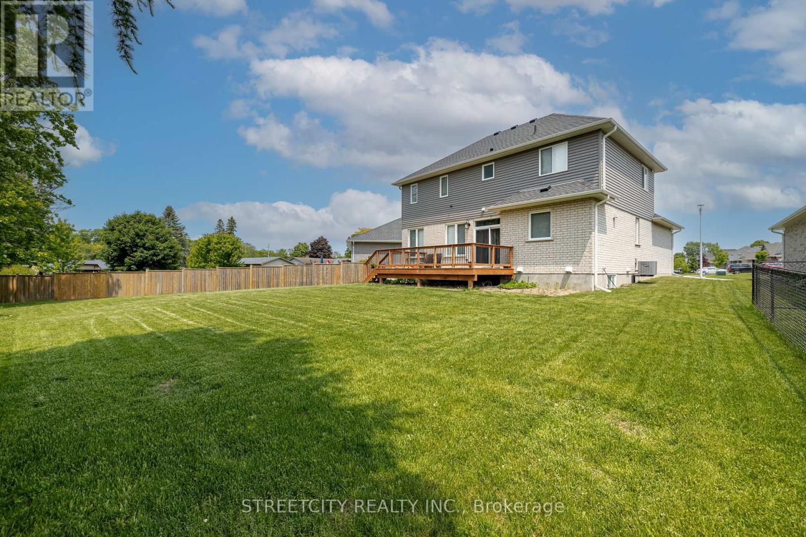 253 Wilson Avenue, Tillsonburg, Ontario  N4G 0H4 - Photo 48 - X12196255