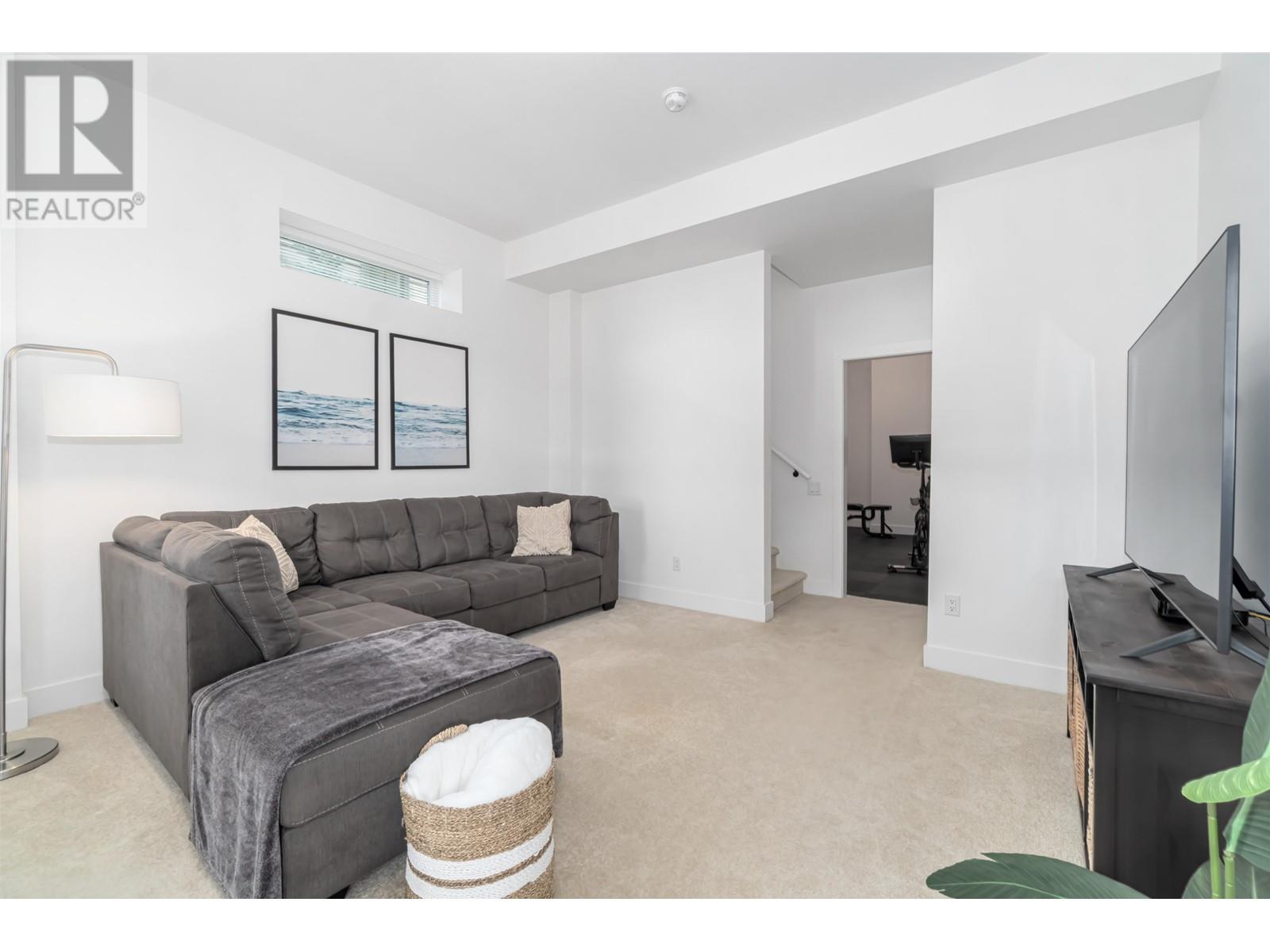 40 3552 Victoria Drive, Coquitlam, British Columbia  V3E 0N7 - Photo 25 - R2986615