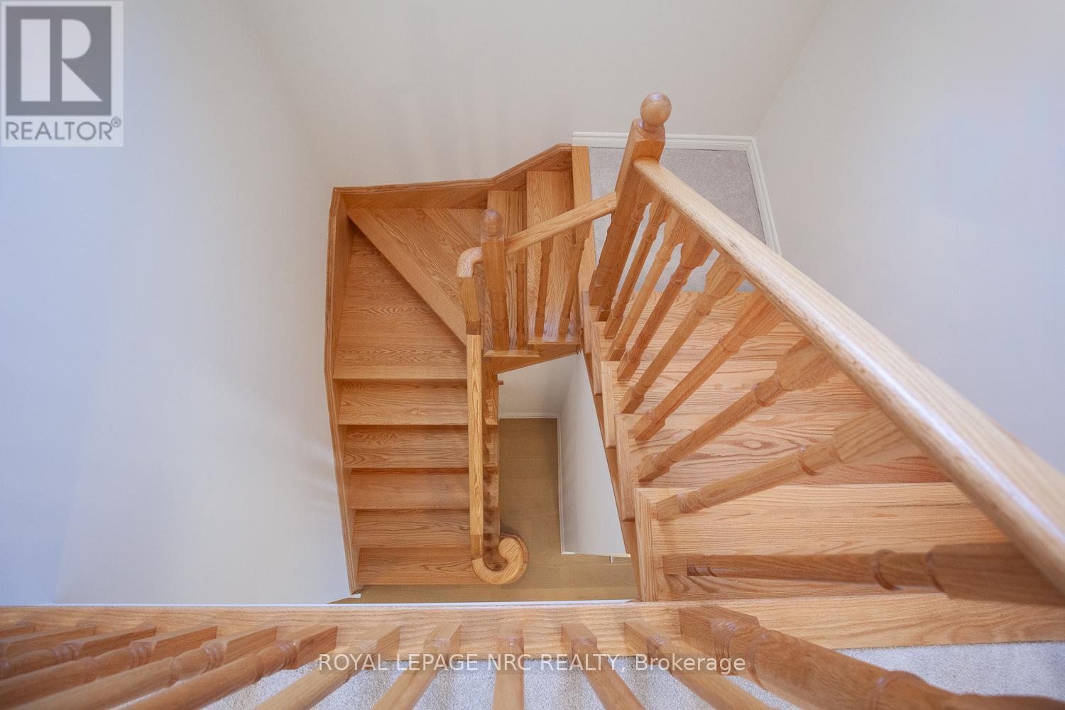 132 Palace Street, Thorold (Thorold Downtown), Ontario  L2V 3P4 - Photo 5 - X12140354