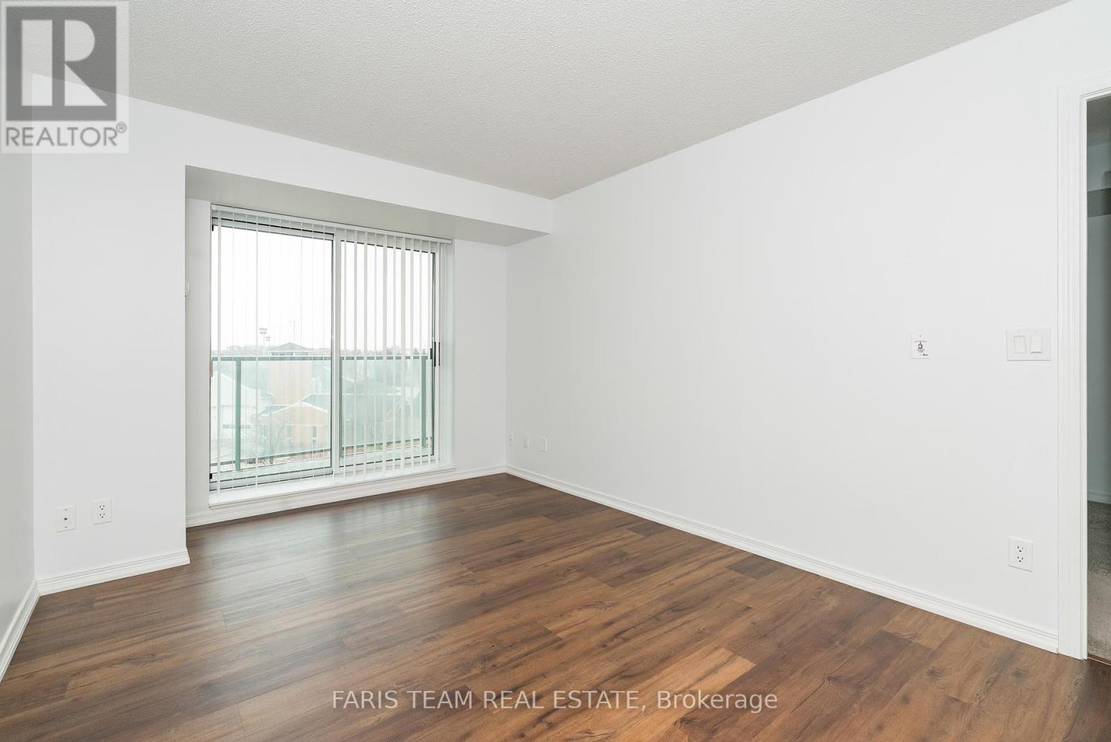 407 - 11 Oneida Crescent, Richmond Hill, Ontario  L4B 0A1 - Photo 11 - N12174240