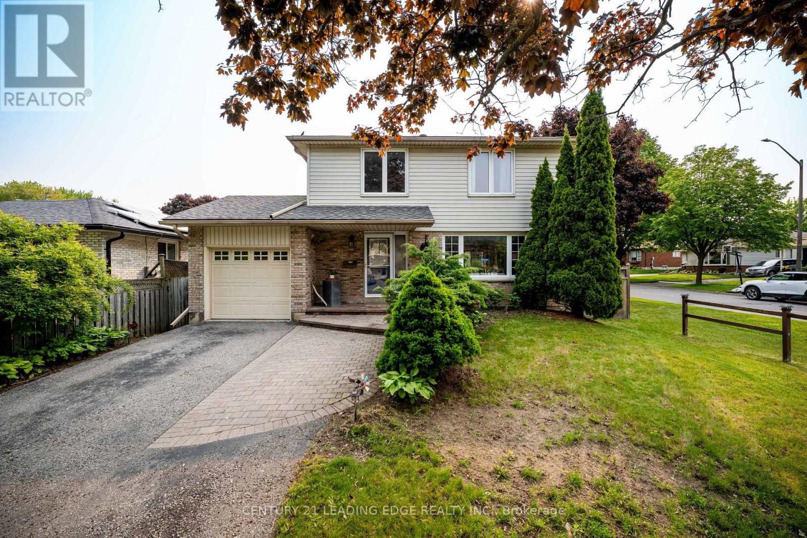 353 Fleetwood Drive, Oshawa, Ontario  L1K 1B9 - Photo 2 - E12196028
