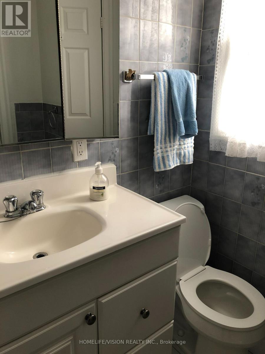 140 Mortimer Avenue, Toronto, Ontario  M4K 2A4 - Photo 10 - E12196051