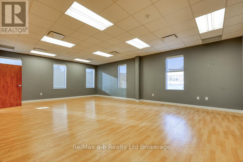 19 King Street E, Ingersoll, Ontario  N5C 1G3 - Photo 22 - X11931071