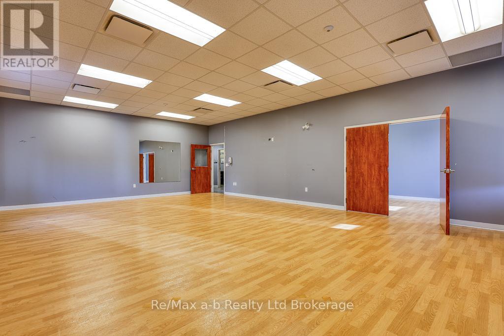 19 King Street E, Ingersoll, Ontario  N5C 1G3 - Photo 24 - X11931071