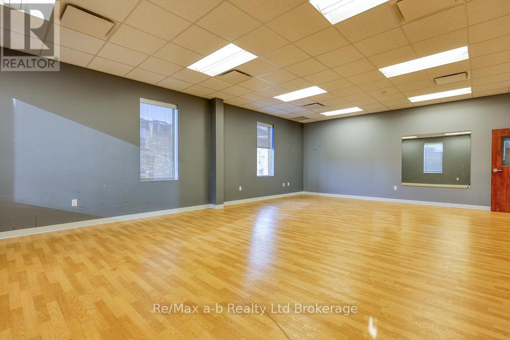 19 King Street E, Ingersoll, Ontario  N5C 1G3 - Photo 25 - X11931071
