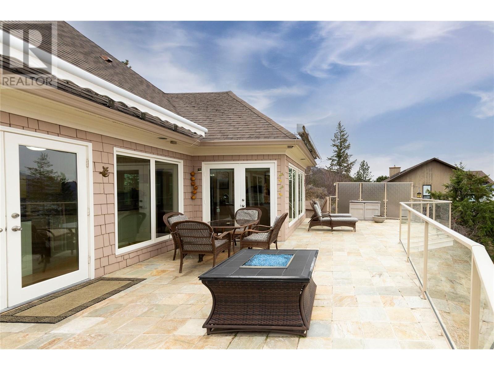 Property at 1116 Lynn Court image 5