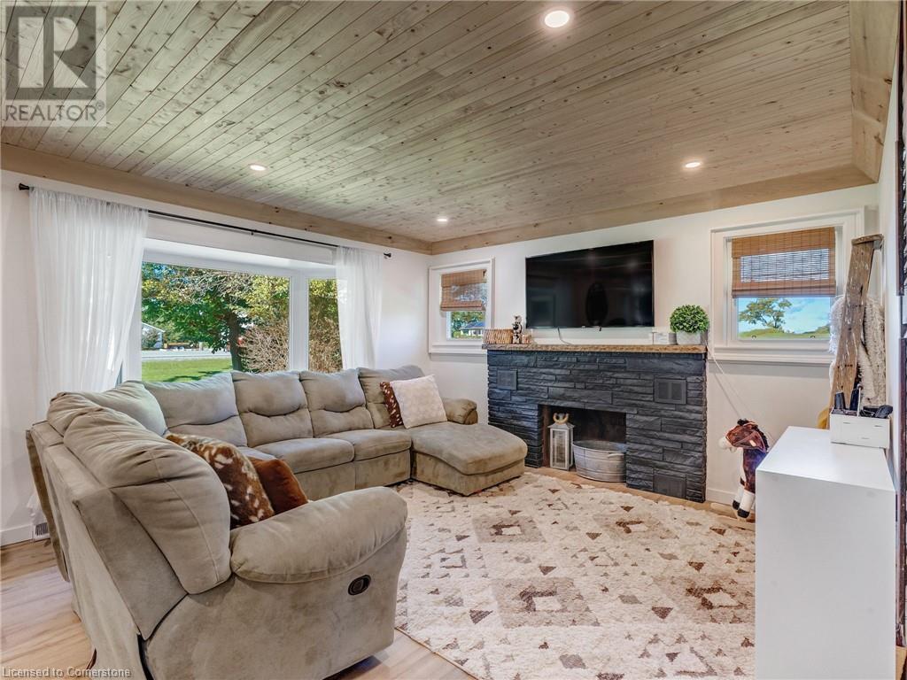 Property at 2184 HALDIMAND 17 Road image 4