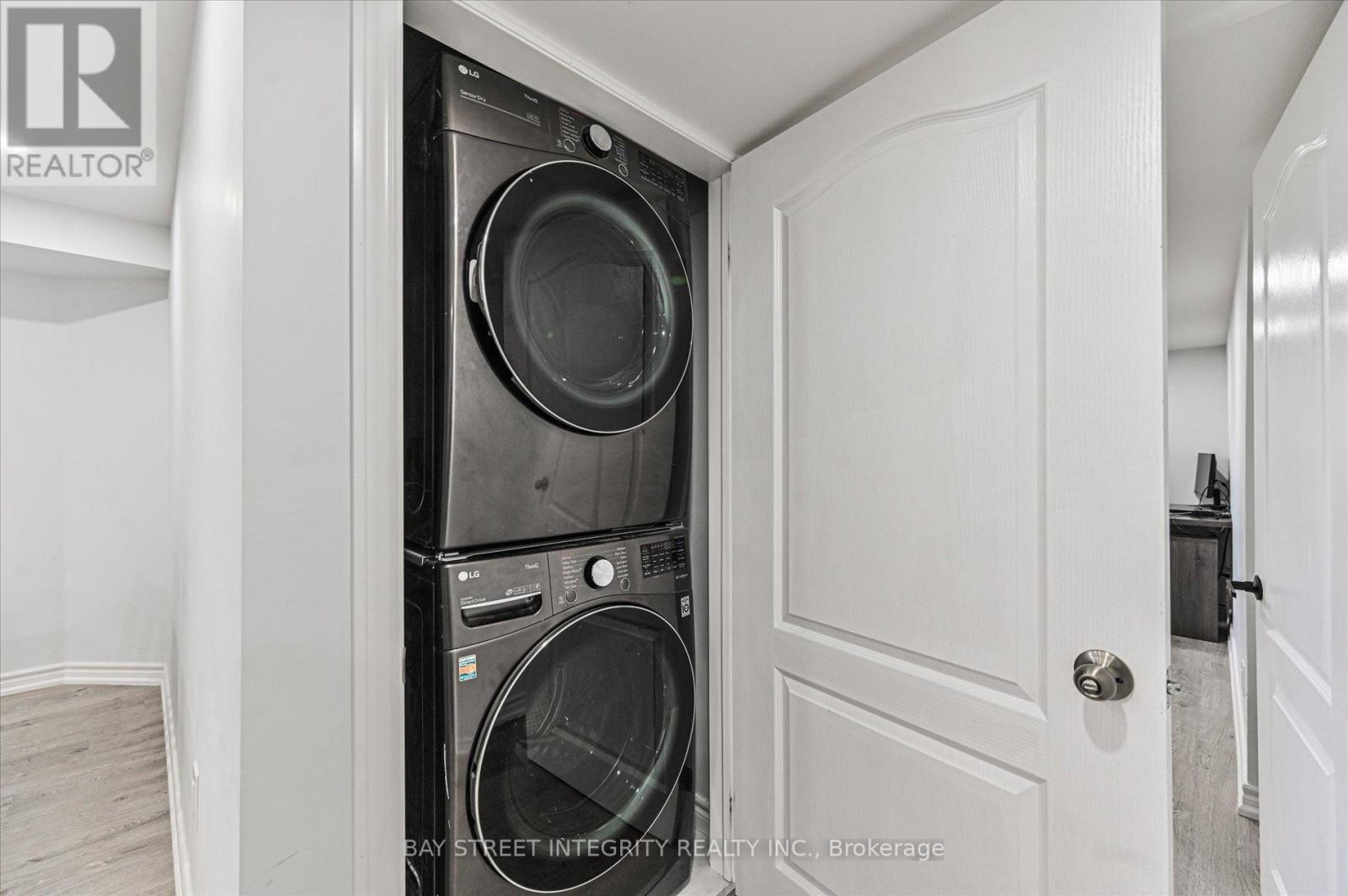 124 Spring Blossom Crescent, Markham (Cachet), Ontario  L6C 1X4 - Photo 44 - N12196062