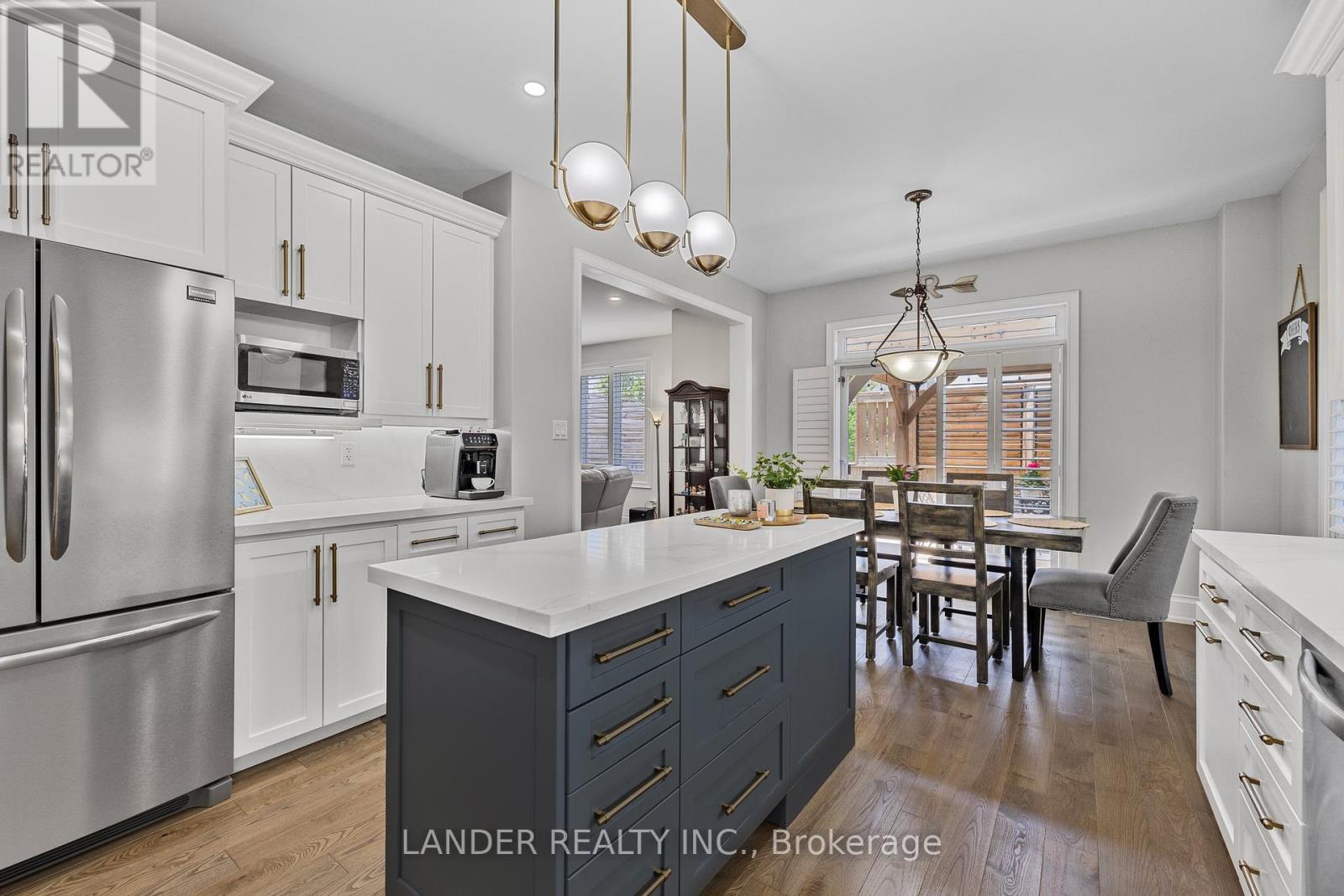 20 Don Rose Boulevard, East Gwillimbury, Ontario  L0G 1M0 - Photo 5 - N12196098