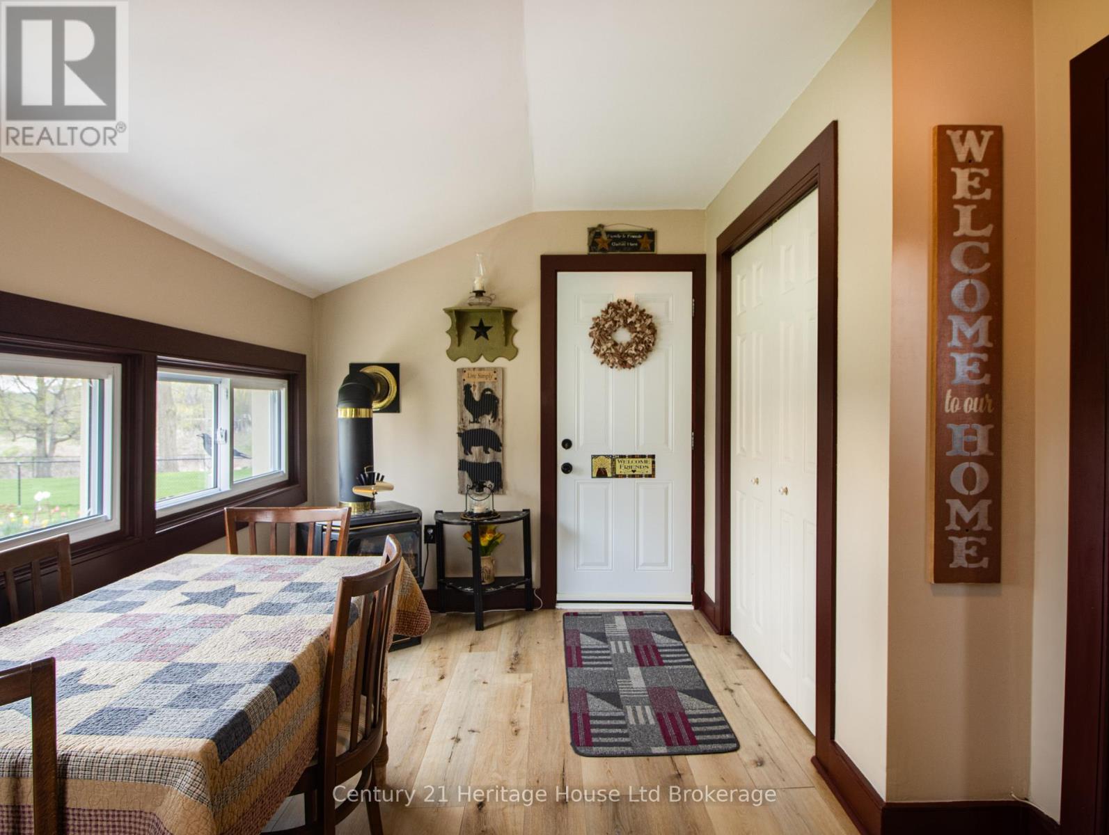 91 Albert Street E, Blandford-Blenheim, Ontario  N0J 1S0 - Photo 4 - X12196128