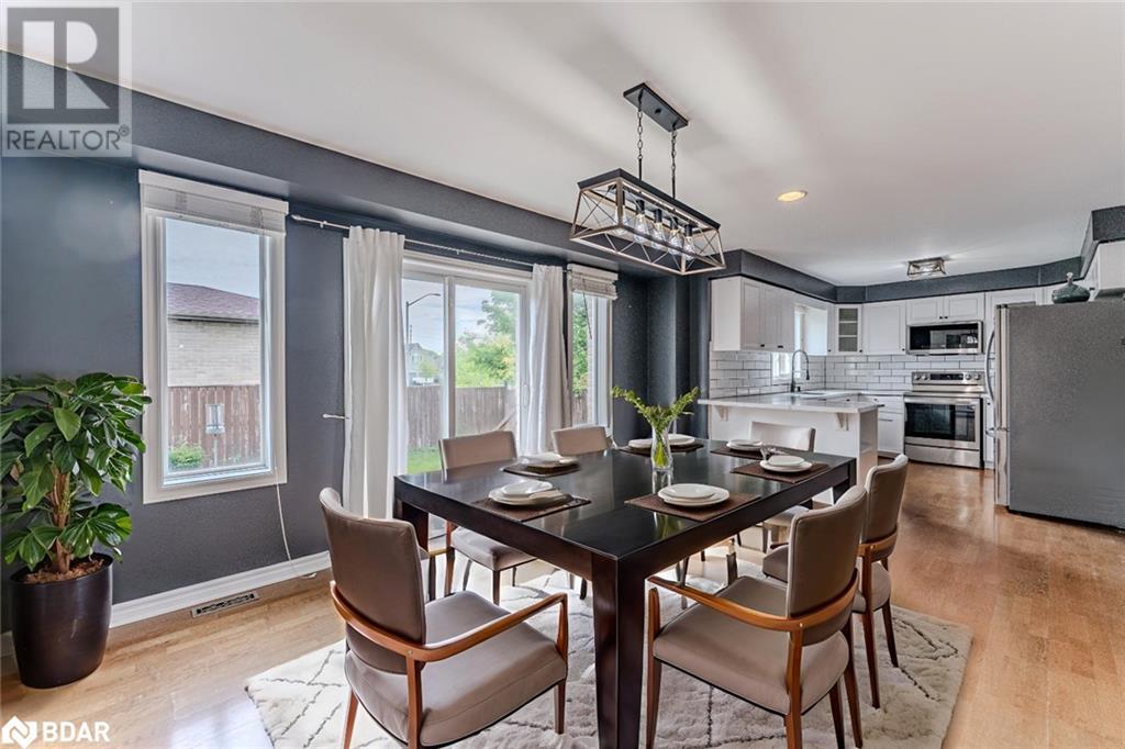 63 Wismer Avenue, Barrie, Ontario  L4N 9T9 - Photo 4 - 40736840