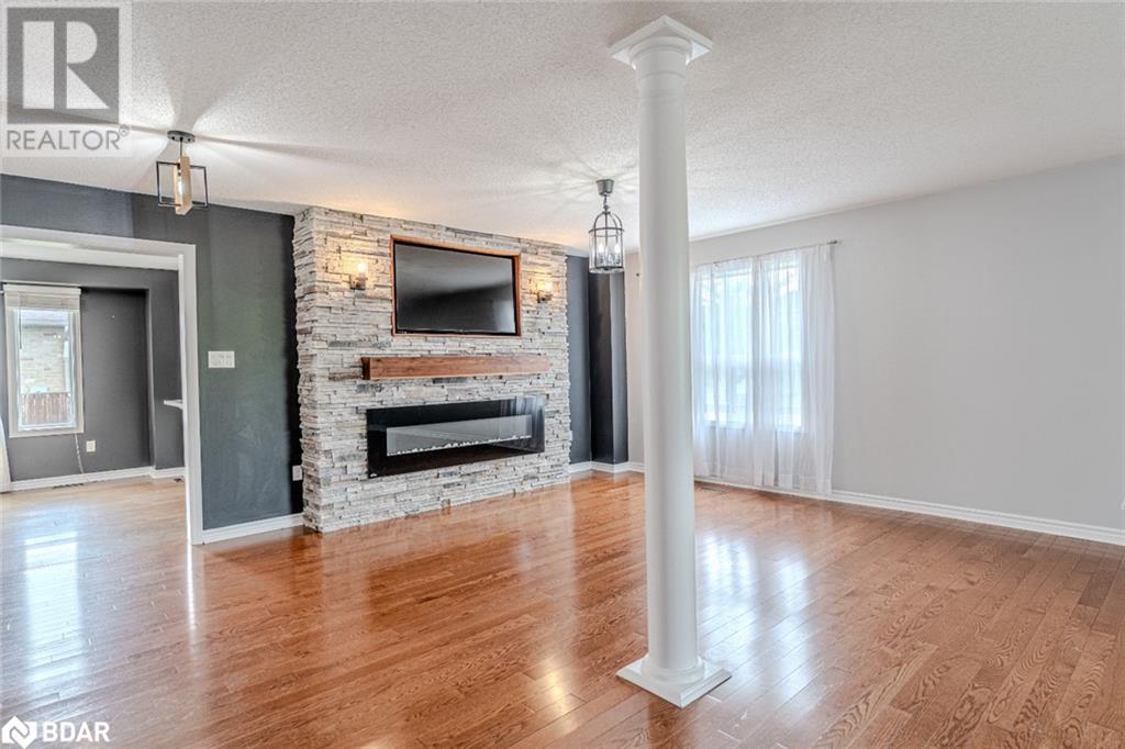 63 Wismer Avenue, Barrie, Ontario  L4N 9T9 - Photo 7 - 40736840