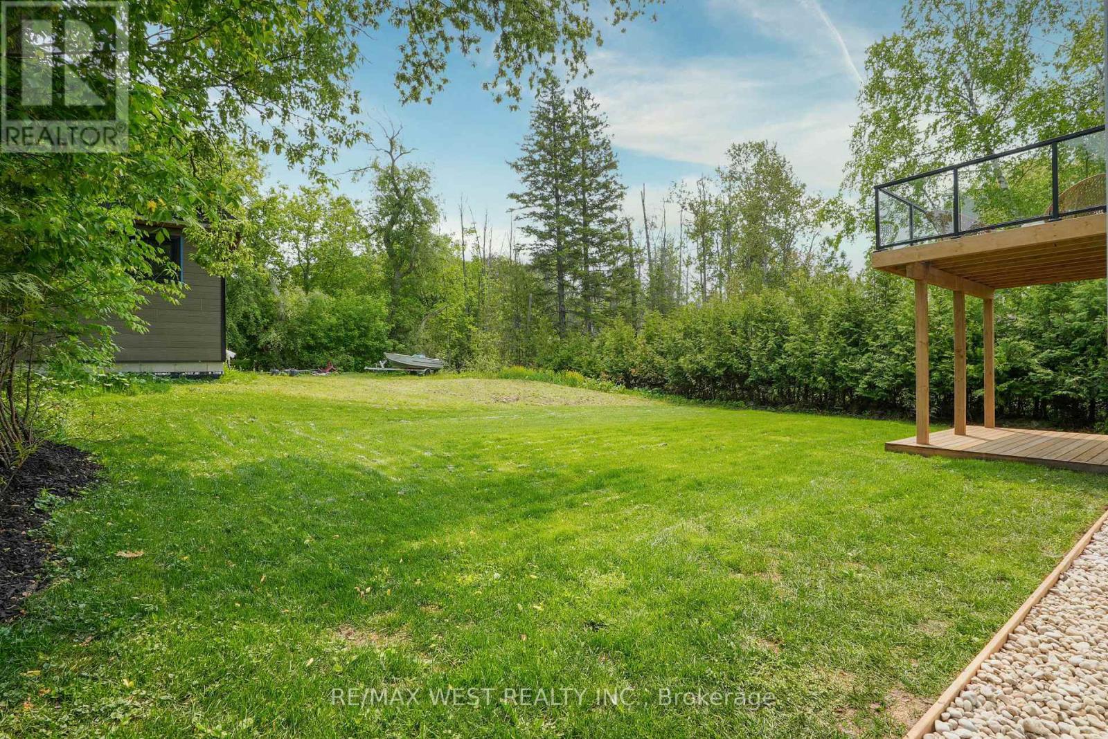 171 Fox Street, Penetanguishene, Ontario  L9M 1E7 - Photo 15 - S12196101