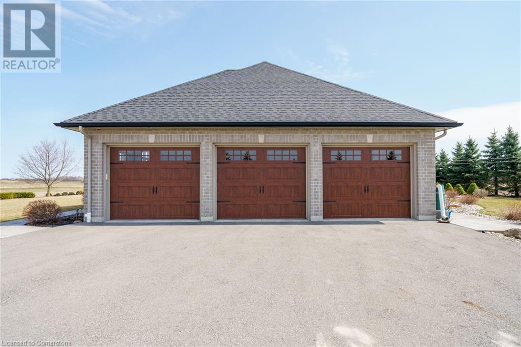 1587 Haldibrook Road, Caledonia, Ontario  N3W 1W6 - Photo 2 - 40713059