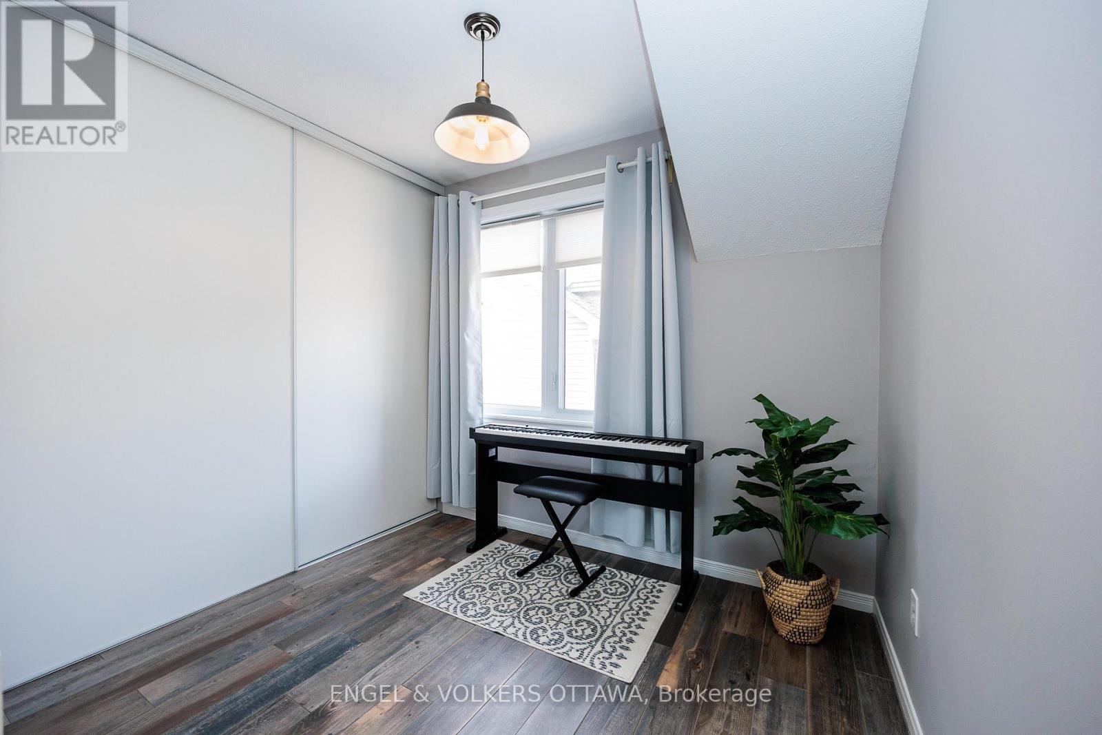 164 Rochester Street, Ottawa, Ontario  K1R 7M4 - Photo 28 - X12196136
