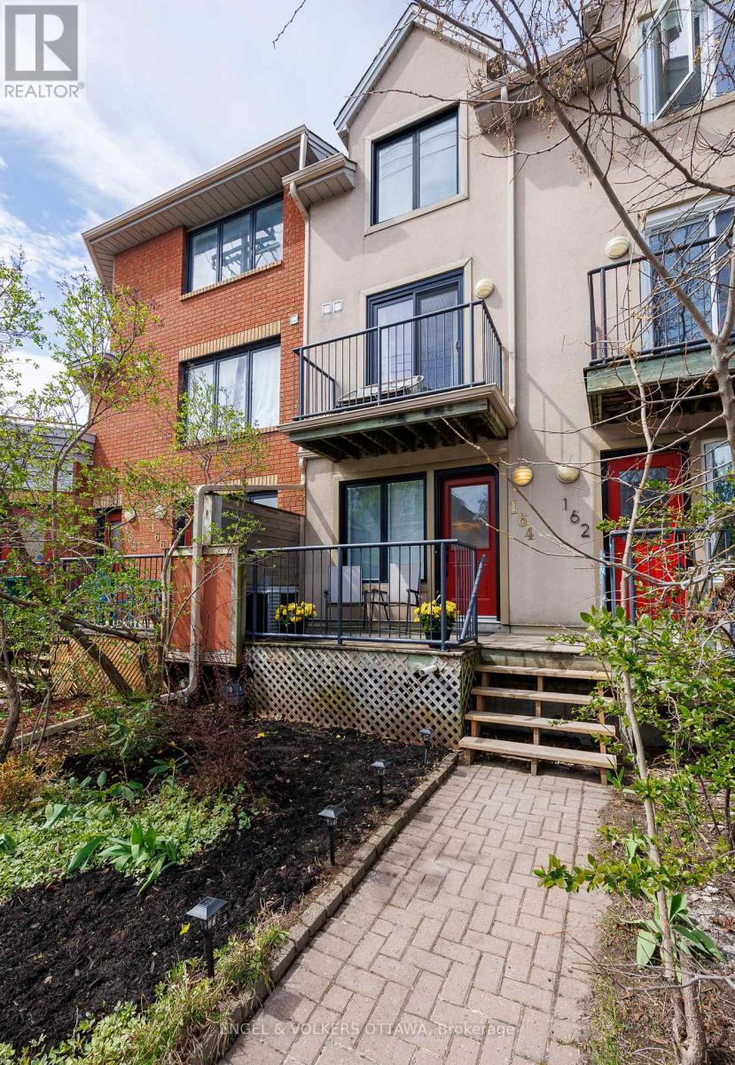 Property at 164 ROCHESTER STREET image 3