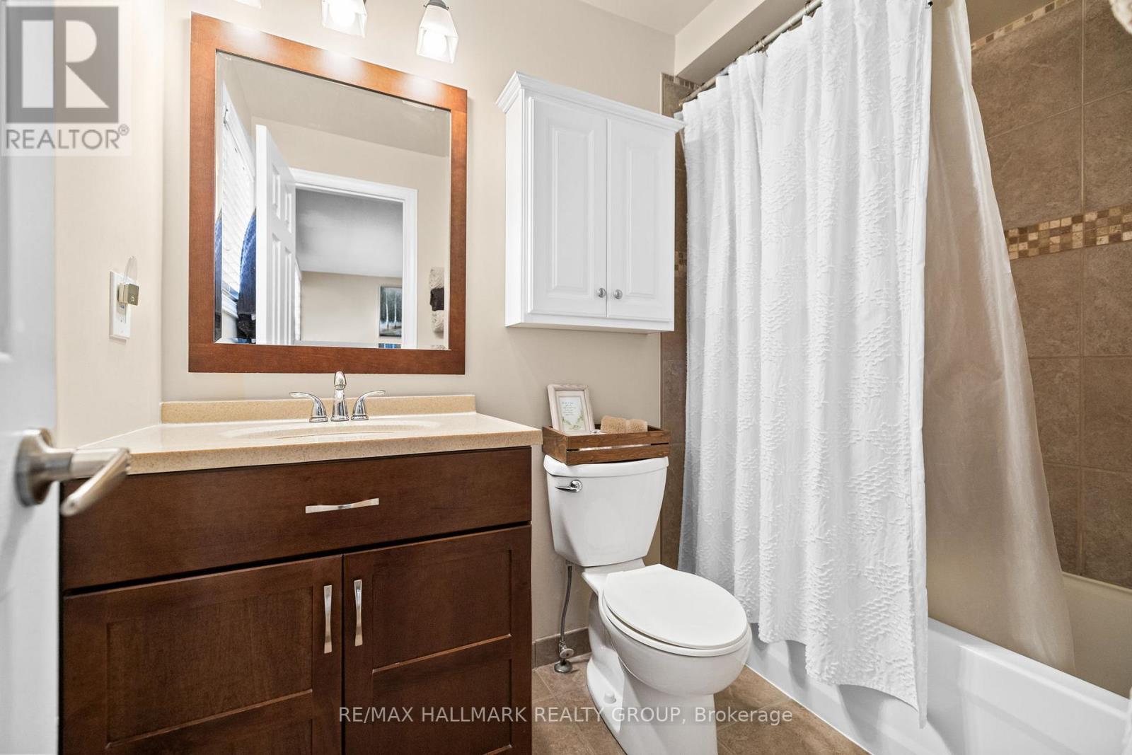 12c Maple Ridge Crescent, Ottawa, Ontario  K2J 3L6 - Photo 30 - X12196183