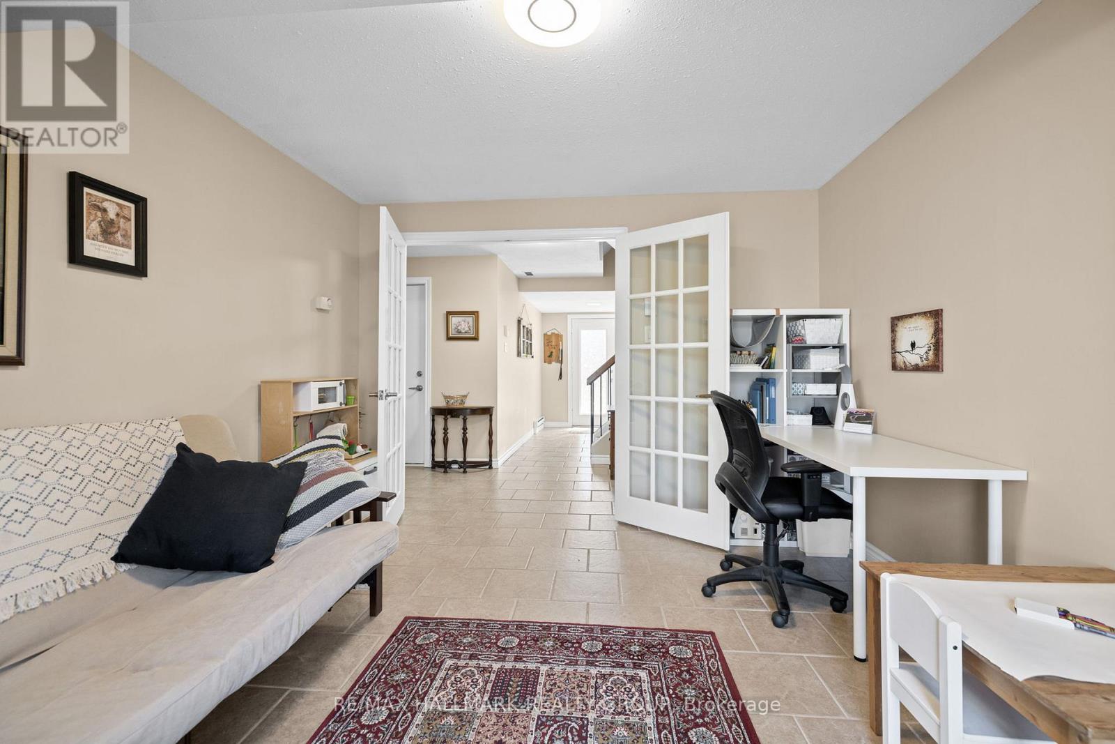 12c Maple Ridge Crescent, Ottawa, Ontario  K2J 3L6 - Photo 7 - X12196183