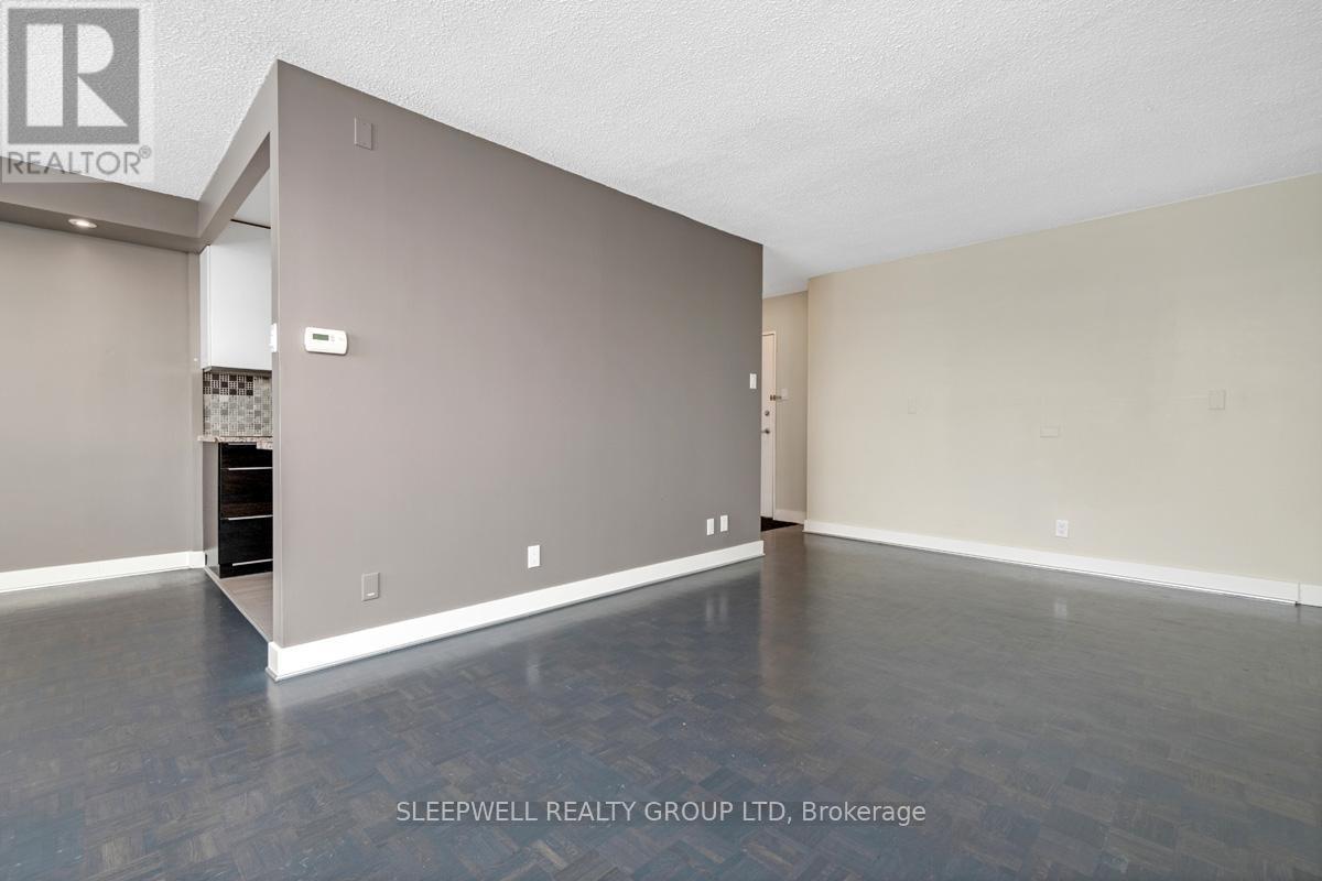 2007 - 265 Poulin Avenue, Ottawa, Ontario  K2B 7Y8 - Photo 6 - X12196188