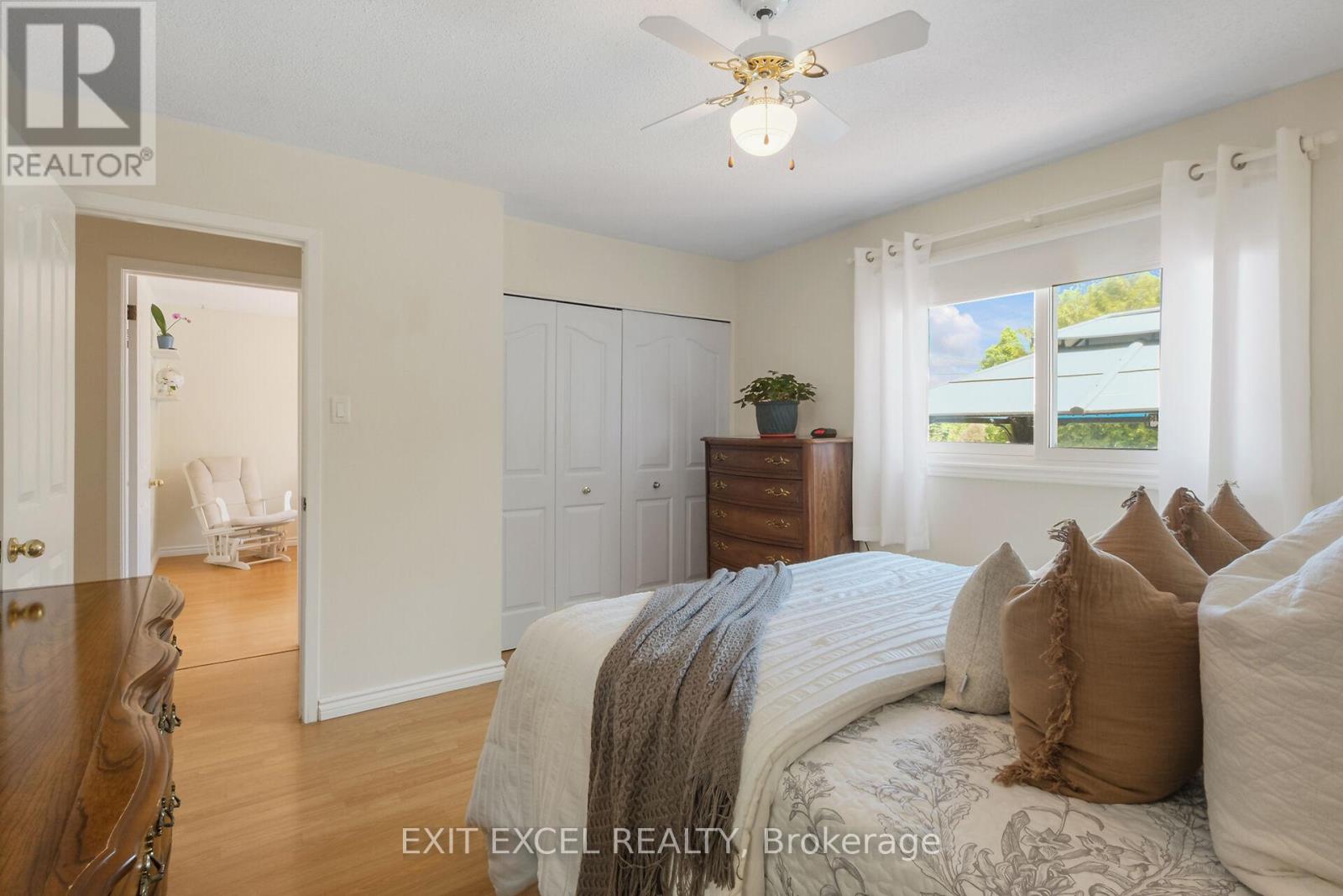 396 Roxdale Avenue, Ottawa, Ontario  K1E 1V5 - Photo 15 - X12196253