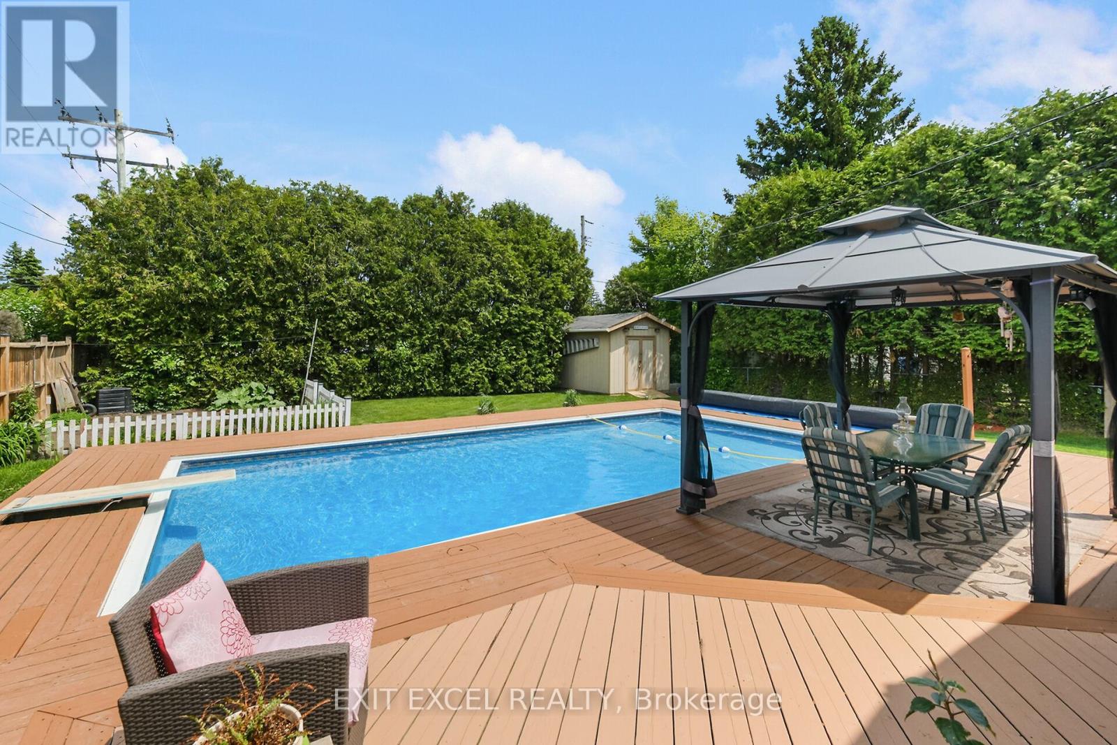 396 Roxdale Avenue, Ottawa, Ontario  K1E 1V5 - Photo 31 - X12196253