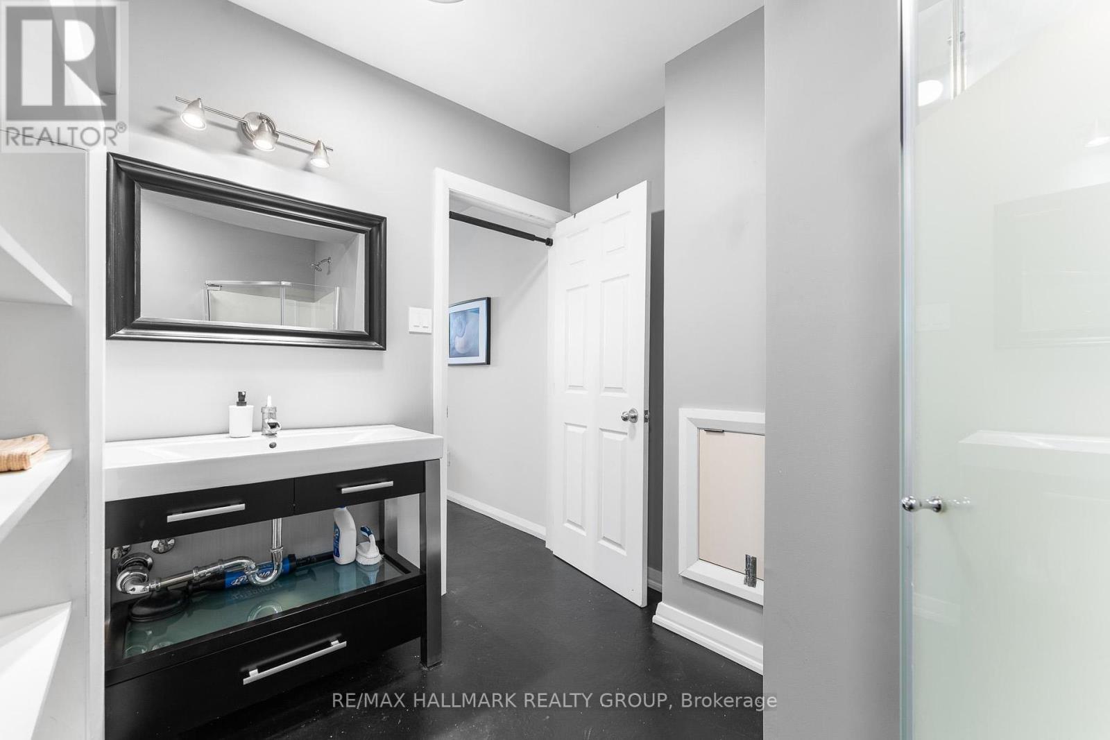 469 Booth Street, Ottawa, Ontario  K1R 7L1 - Photo 34 - X12196260