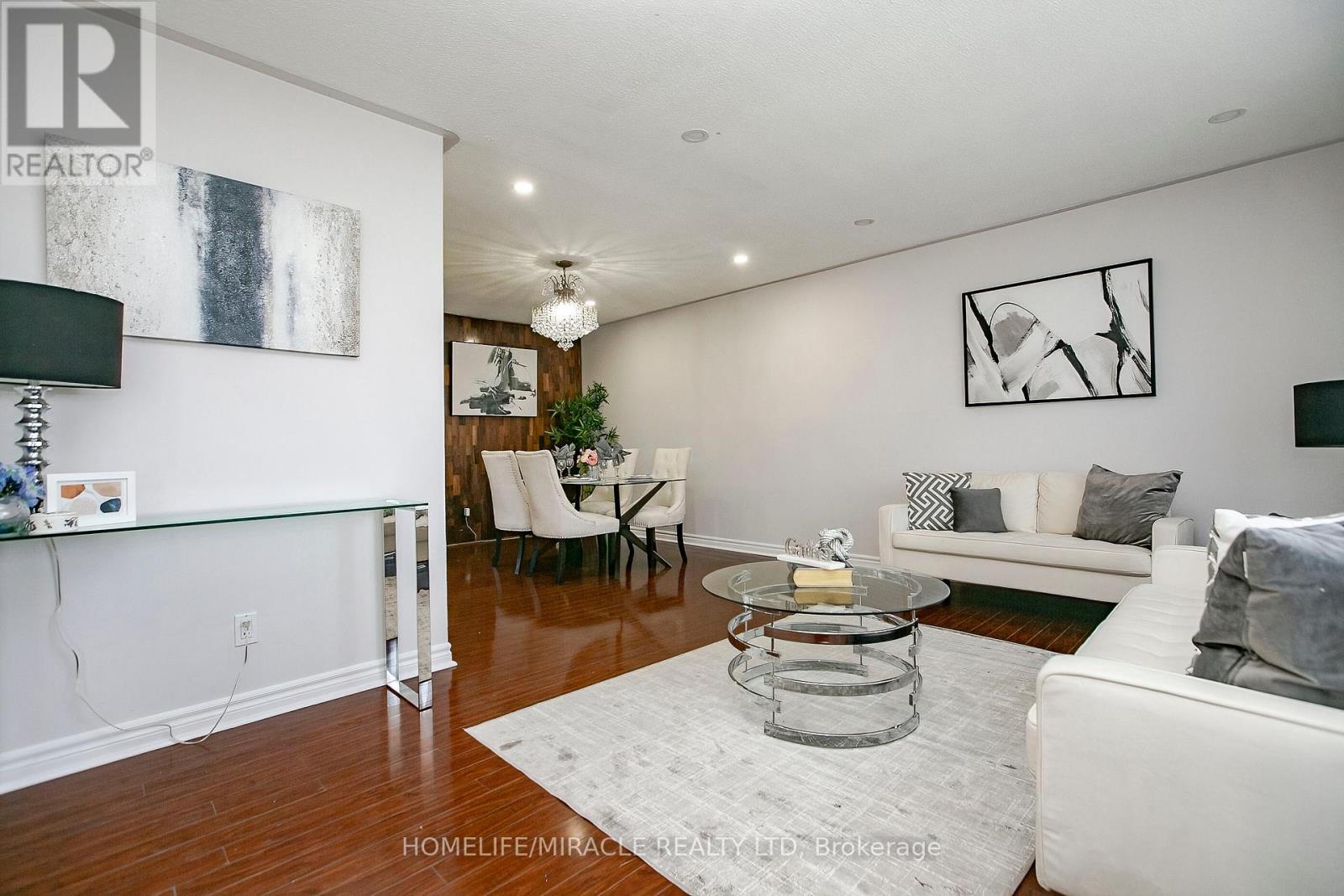 11 Dartford Road, Brampton, Ontario  L6T 2Z3 - Photo 10 - W12196072