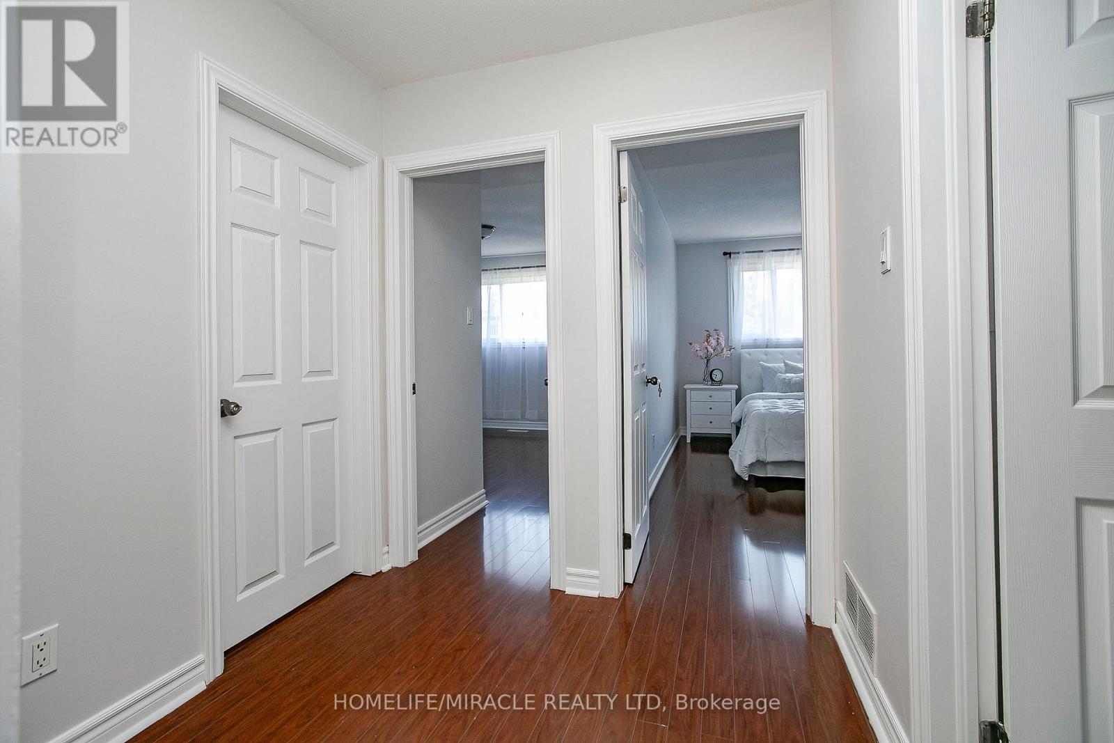 11 Dartford Road, Brampton, Ontario  L6T 2Z3 - Photo 20 - W12196072