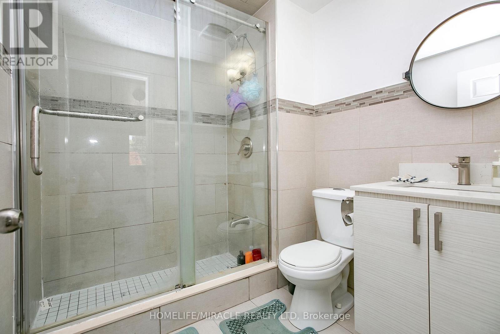 11 Dartford Road, Brampton, Ontario  L6T 2Z3 - Photo 33 - W12196072