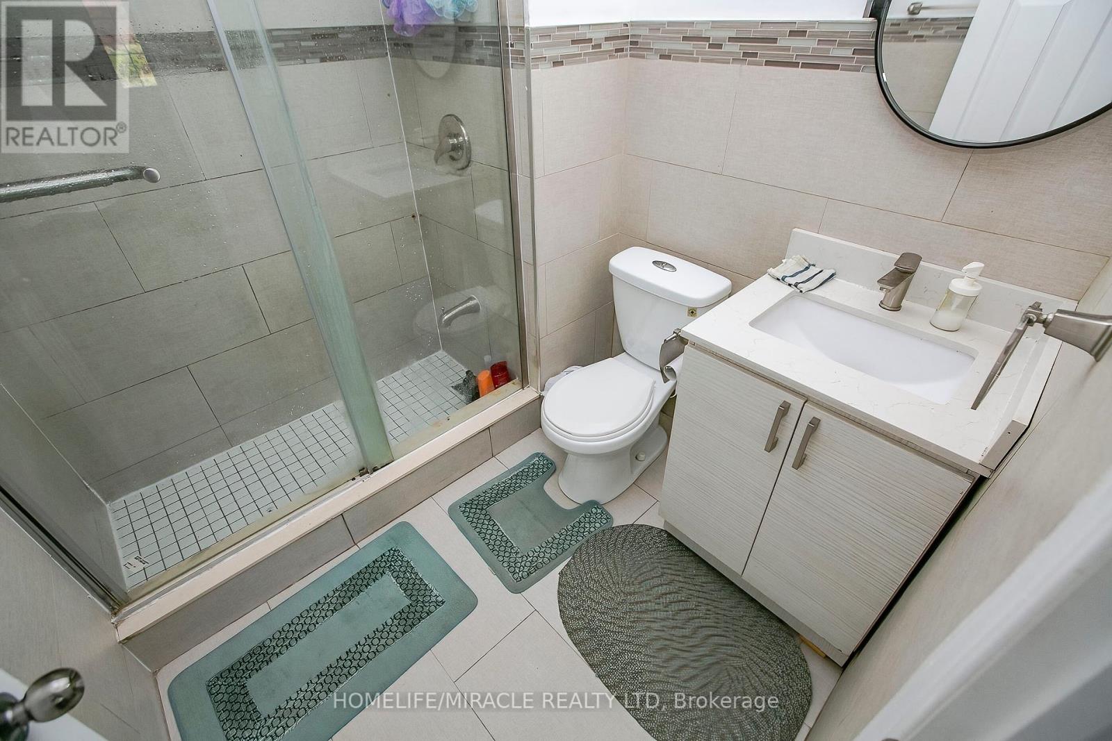 11 Dartford Road, Brampton, Ontario  L6T 2Z3 - Photo 34 - W12196072