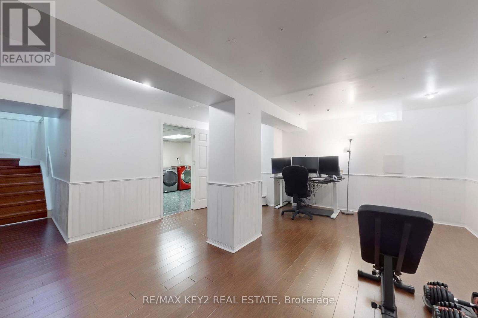 1622 Greenbriar Drive, Oakville, Ontario  L6M 1Y2 - Photo 32 - W12196093