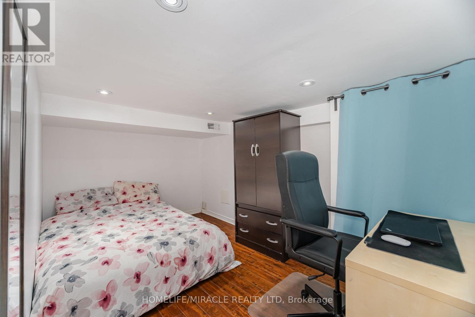 20 Royal Street, Toronto, Ontario  M6N 3Z4 - Photo 31 - W12196113