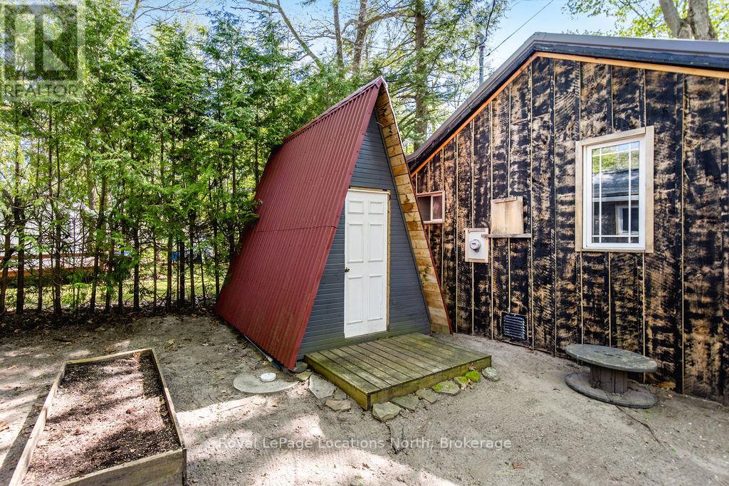 5 Fanella Road, Tiny, Ontario  L0L 2J0 - Photo 23 - S12196223