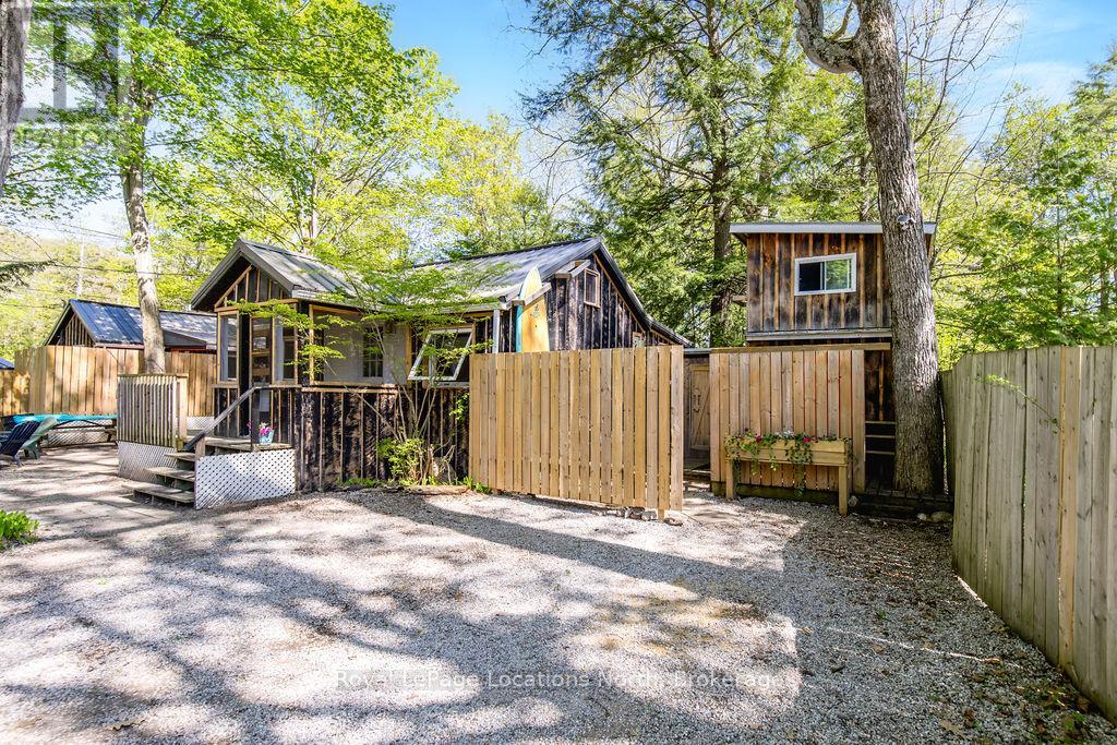 5 Fanella Road, Tiny, Ontario  L0L 2J0 - Photo 25 - S12196223