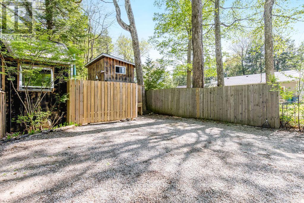 5 Fanella Road, Tiny, Ontario  L0L 2J0 - Photo 26 - S12196223