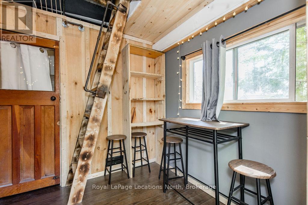 5 Fanella Road, Tiny, Ontario  L0L 2J0 - Photo 32 - S12196223