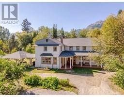 9 PARK Crescent, fernie, British Columbia