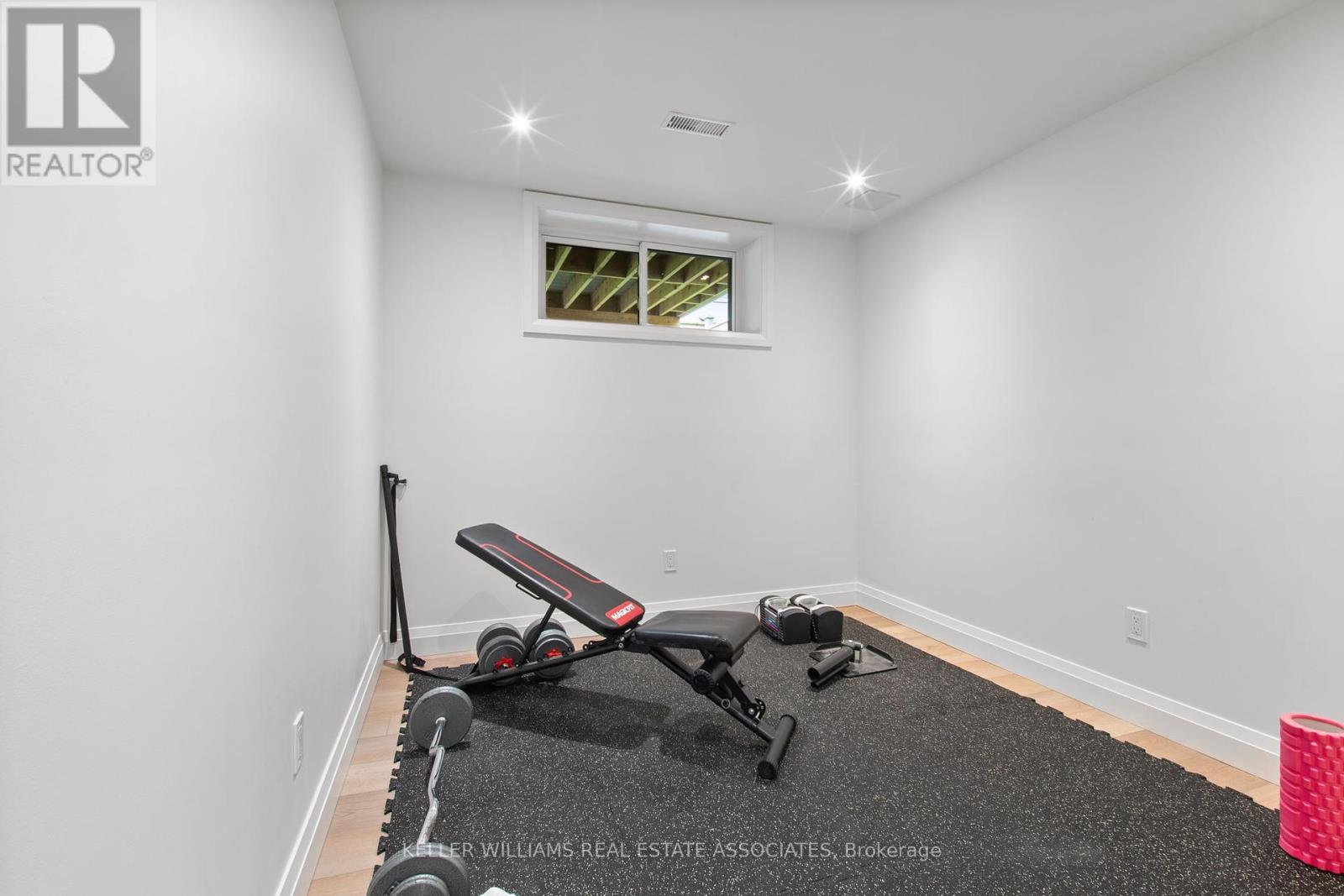 169 Dalhousie Avenue, St. Catharines (Port Dalhousie), Ontario  L2N 4X6 - Photo 38 - X12196037