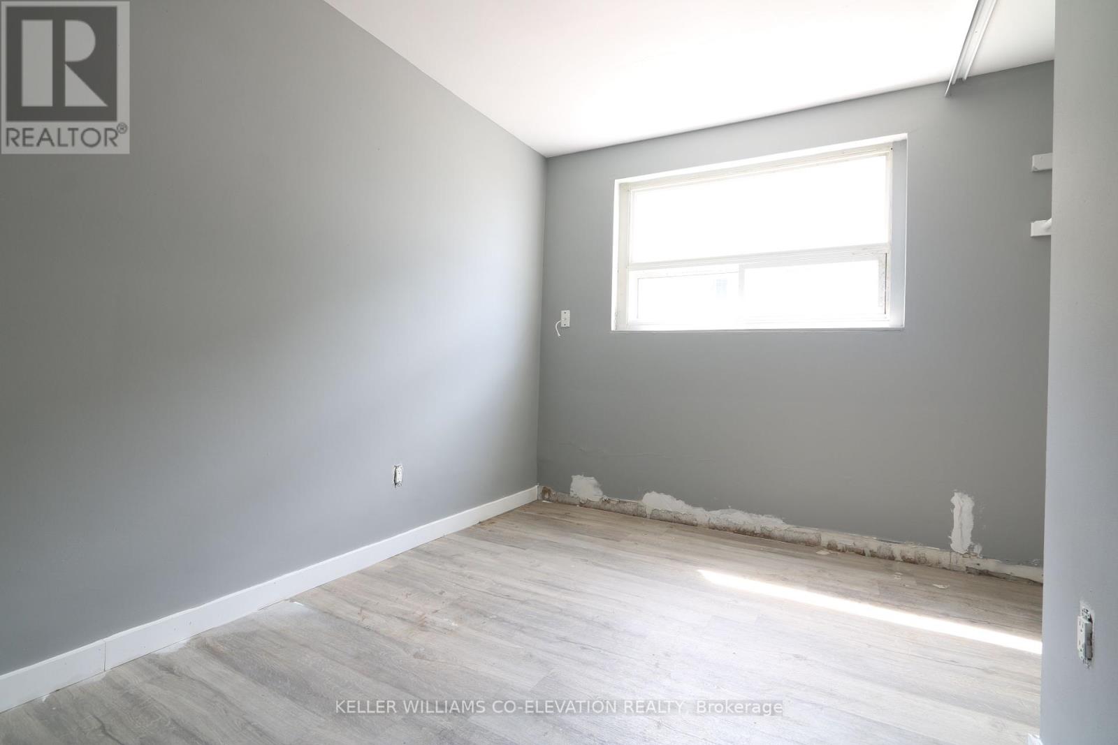 951 East Main Street, Welland, Ontario  L3B 3Z2 - Photo 14 - X12196052