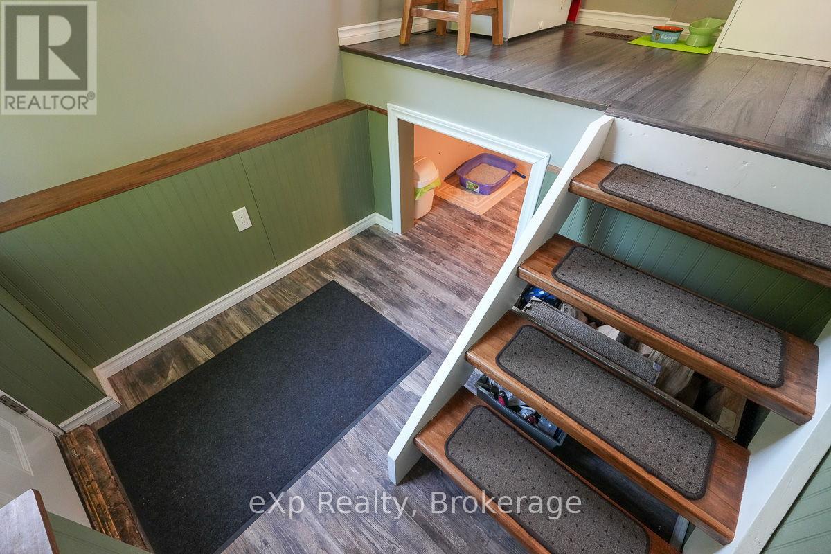 35 Cardinal Avenue, South Bruce Peninsula, Ontario N0H 2T0 - Photo 24 - X12196138