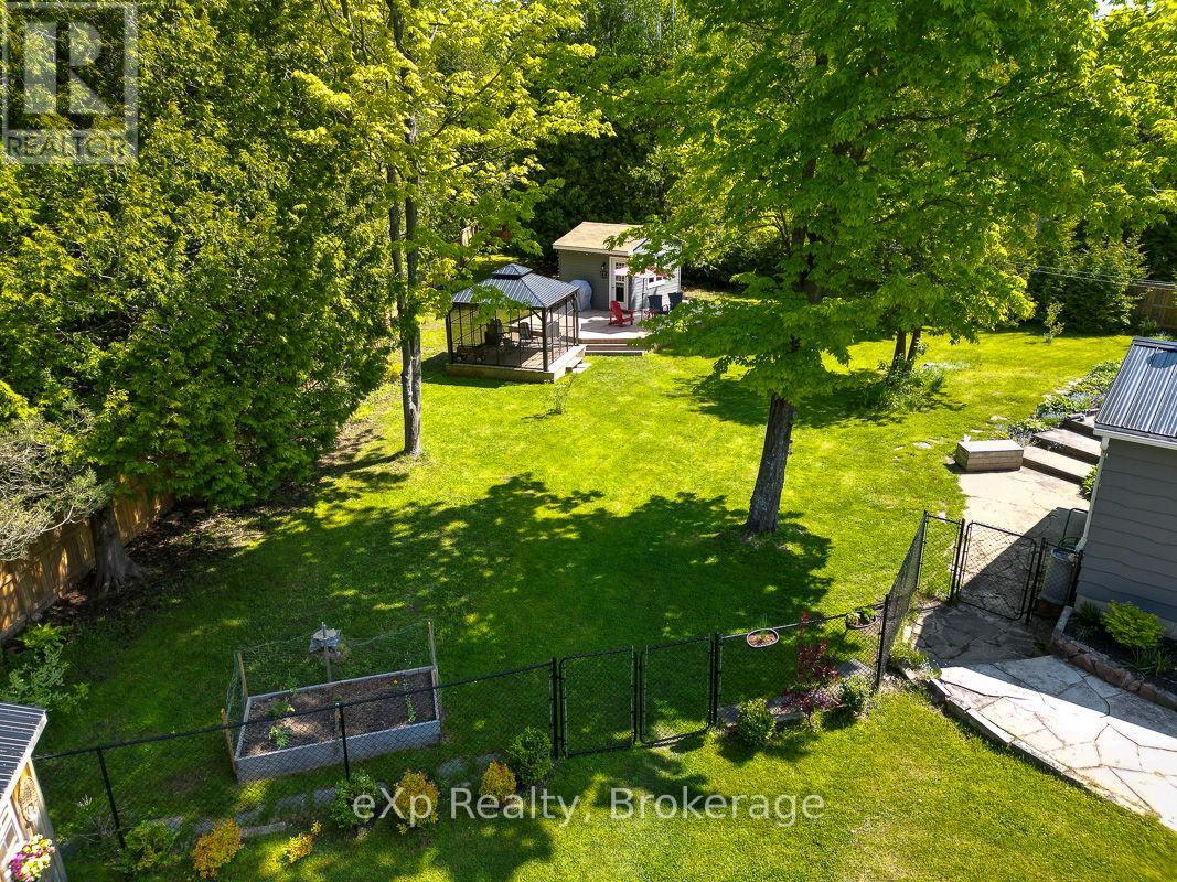 35 Cardinal Avenue, South Bruce Peninsula, Ontario  N0H 2T0 - Photo 37 - X12196138