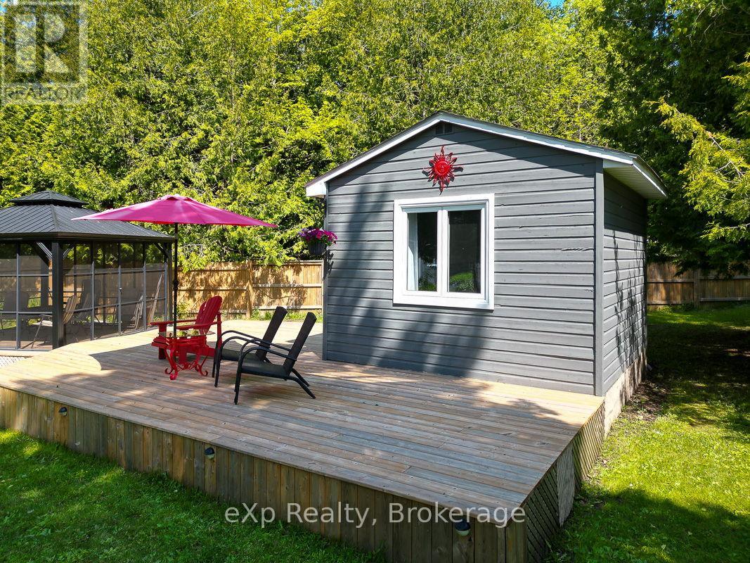 35 Cardinal Avenue, South Bruce Peninsula, Ontario  N0H 2T0 - Photo 40 - X12196138