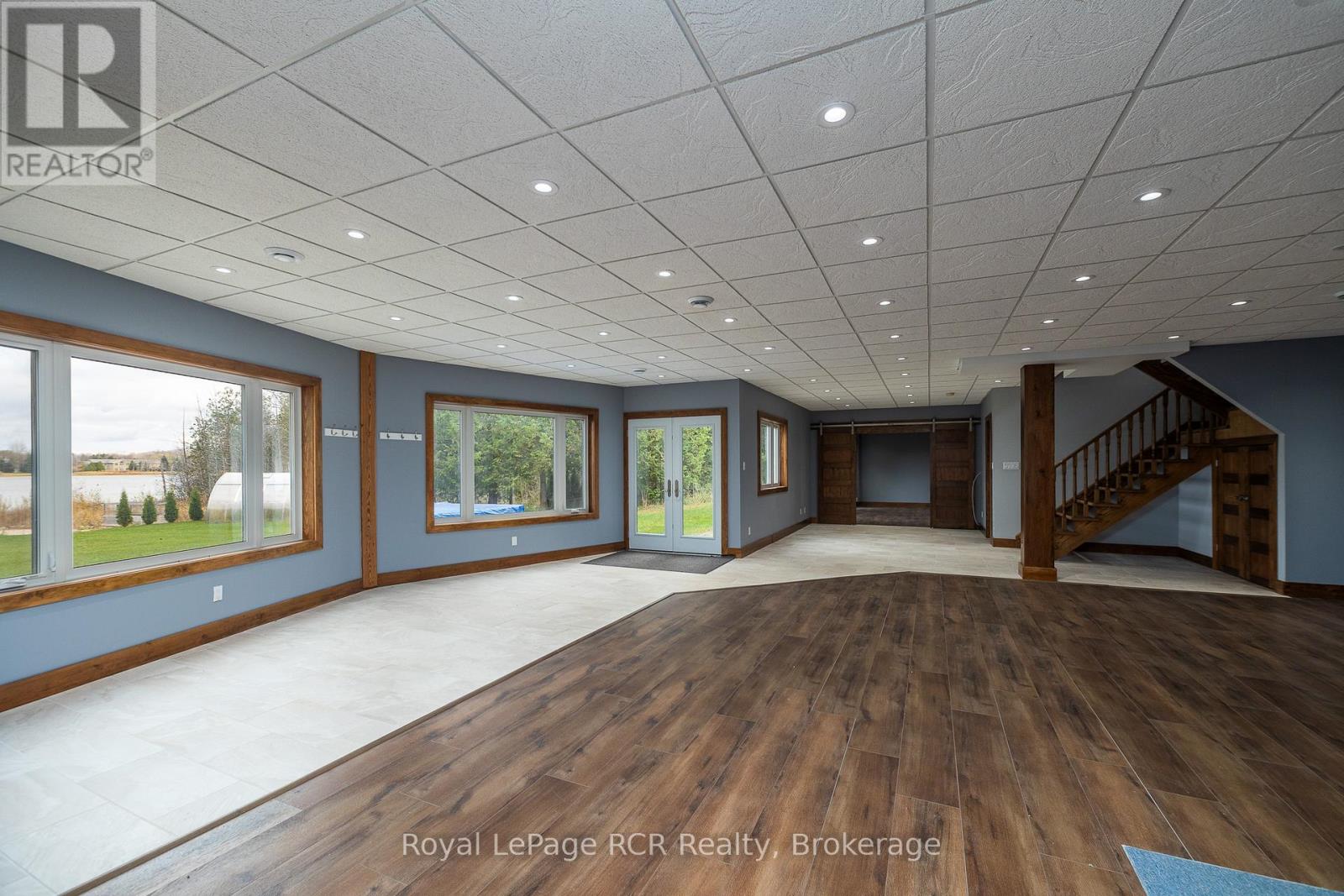123 Lakeview Road, Grey Highlands, Ontario  N0C 1M0 - Photo 24 - X12196167